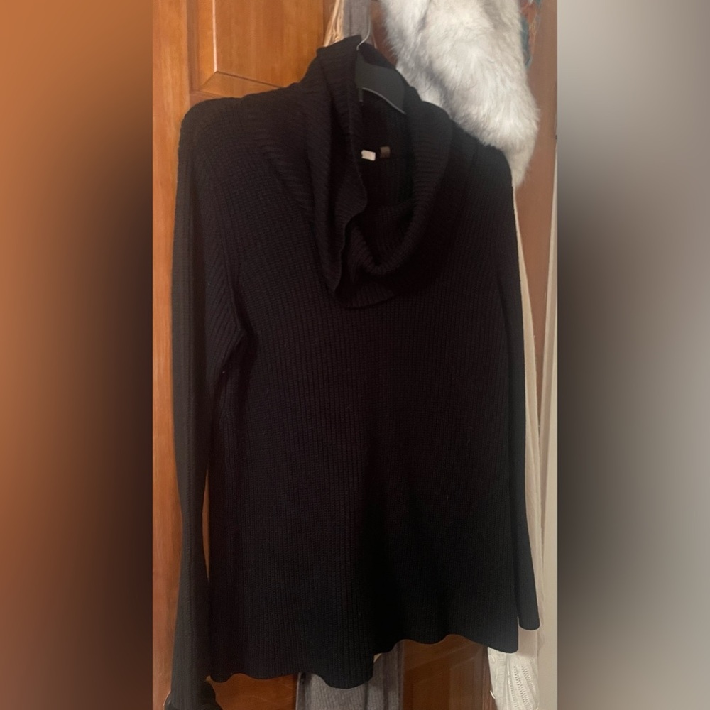89th & Madison Black Cowl Neck Women's Sweater Bell Sleeve Cuffs